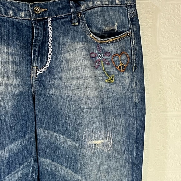 Jeans - Picture 2 of 8